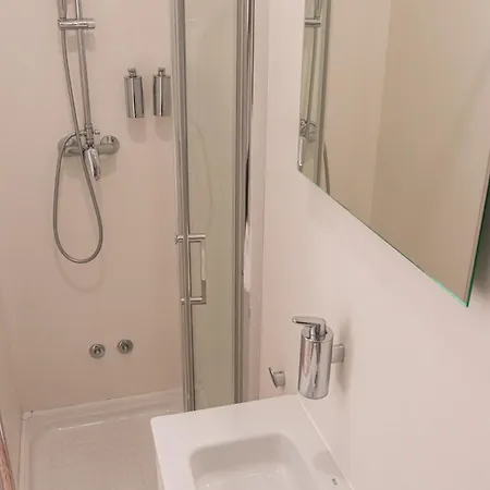 아파트 Casa Torta 세투발